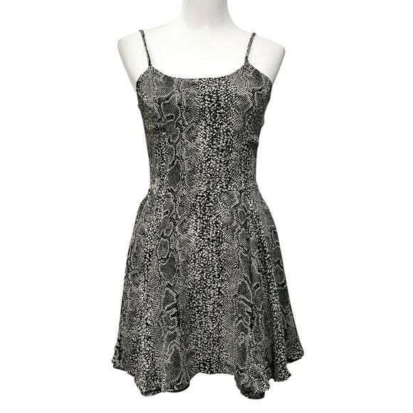 Vintage 90s Y2K Mini Dress Snakeskin Print Fit Flare Spaghetti Straps Women’s S - Picture 9 of 10